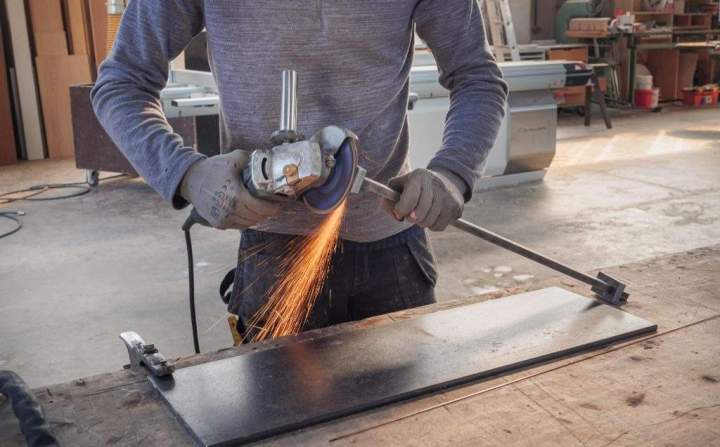 Menuisier bien équipé Malling