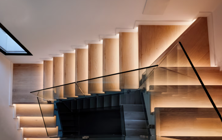 Fabrication d’escaliers sur mesure à Malling